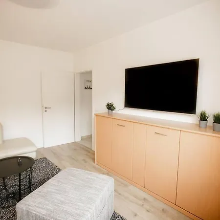 בית נופש Bonquartier - House 5br - Garden - Forest - Road Connection