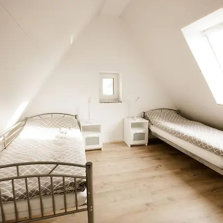 בית נופש Bonquartier - House 5br - Garden - Forest - Road Connection