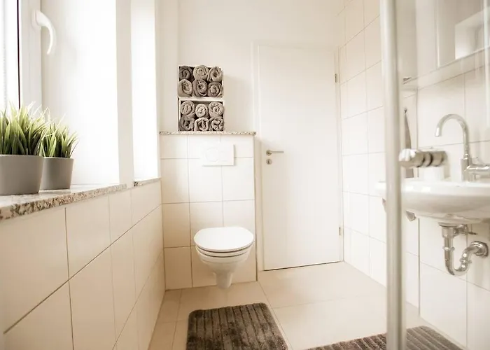 Bonquartier - House 5br - Garden - Forest - Road Connection 別荘