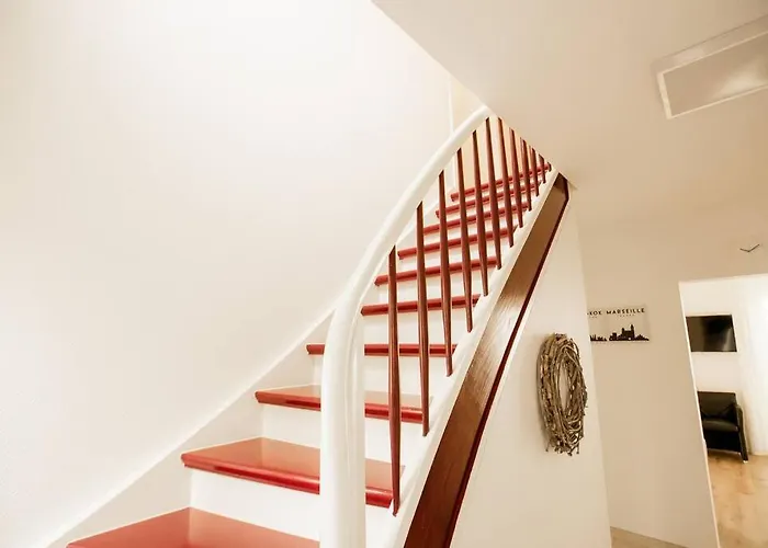 Bonquartier - House 5br - Garden - Forest - Road Connection 別荘 ジークブルク