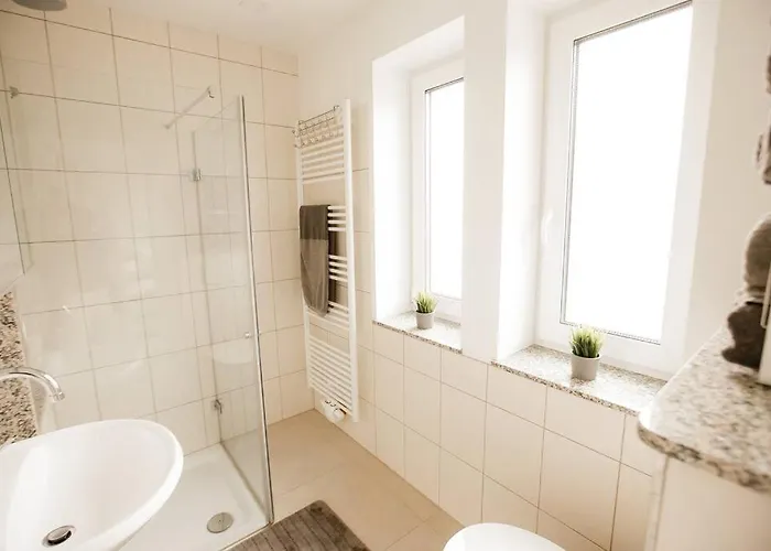 Bonquartier - House 5br - Garden - Forest - Road Connection 別荘